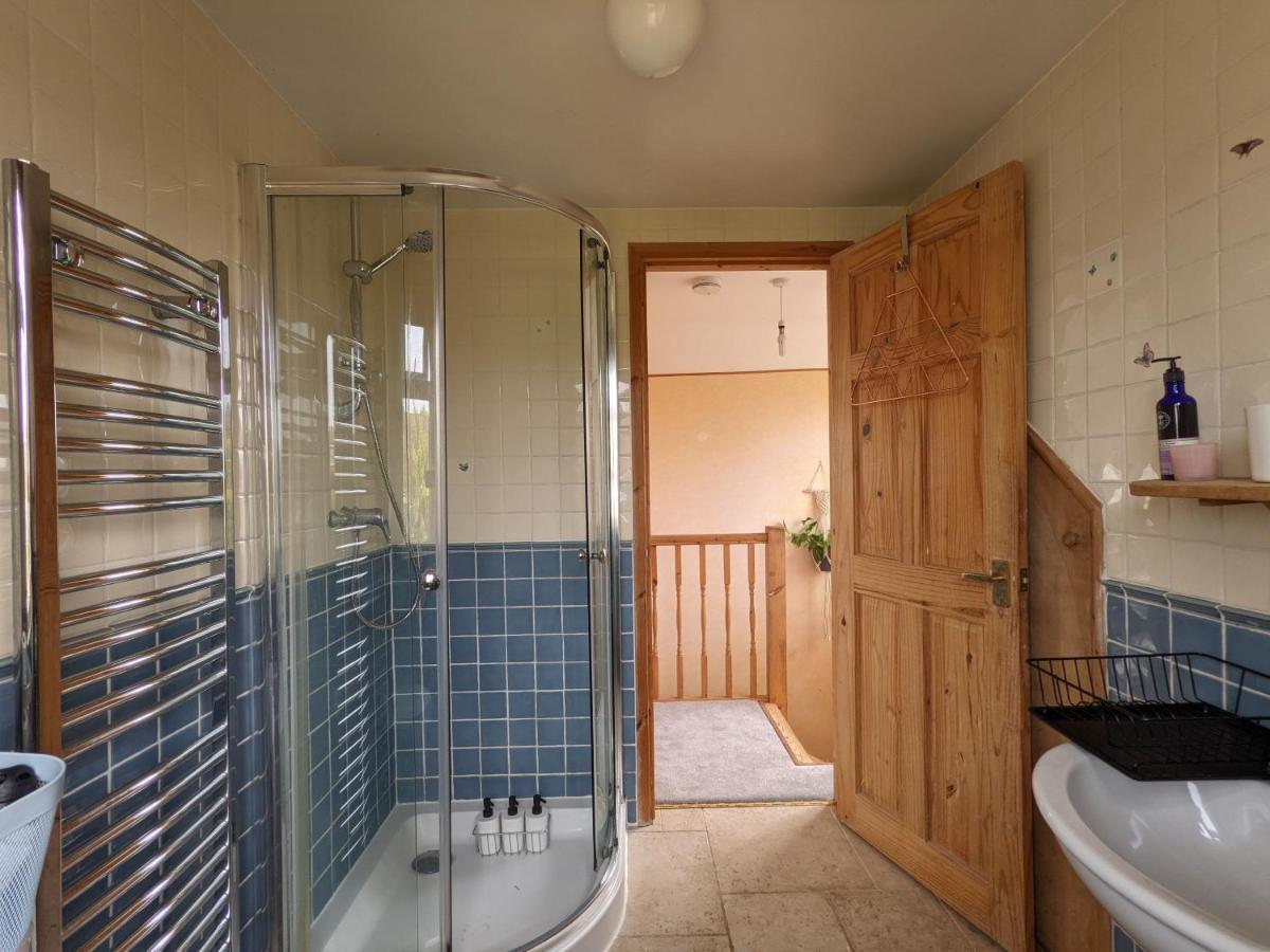 *Large Unique Retro Private Attic & Bathroom* Brighton Exterior foto